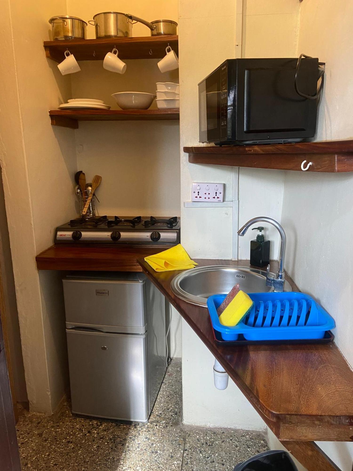 Hechtech House Apartman Accra Kültér fotó